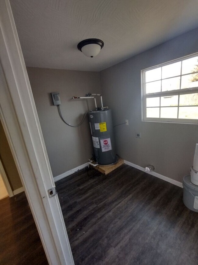 Foto del edificio - Recently Remodeled 3 Bedroom 1.5 Bathroom!