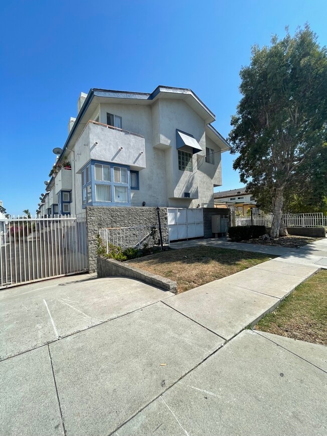 street view - 534 Venice Way