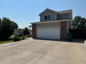Building Photo - 2402 Lagoon Ct