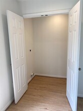Building Photo - 3722 Putnam Dr