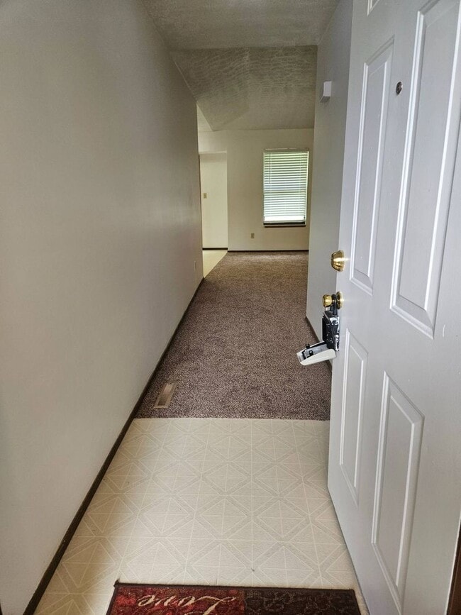 Foto del edificio - 607/609 W. Edgewood