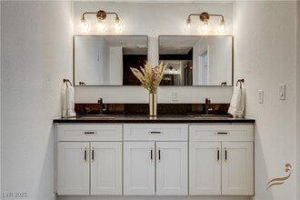 Building Photo - 2685 S Tenaya Way