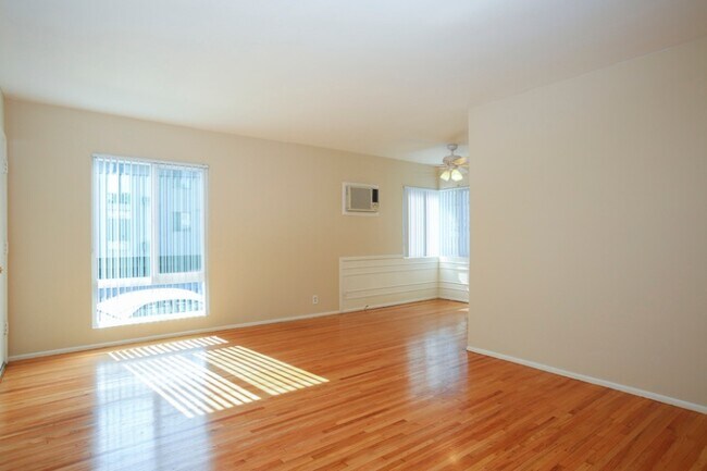 Foto del edificio - 1105 N Garfield Ave