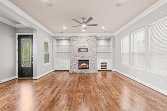 Building Photo - 112 White Dr