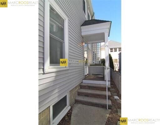Building Photo - 25 Saint Clements Rd