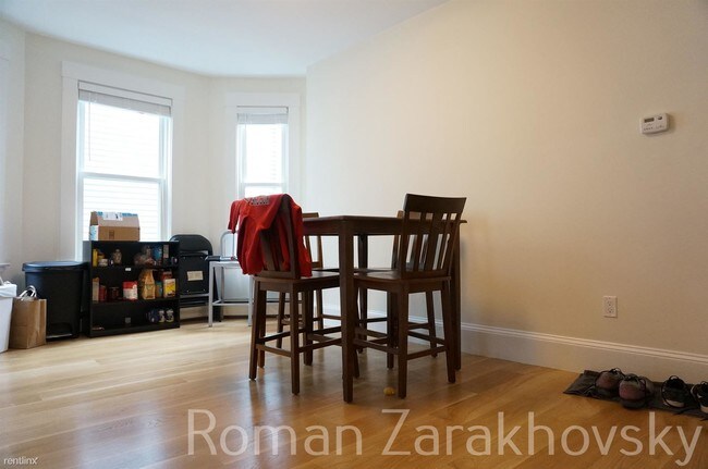 Building Photo - 3 br, 2 bath  - 319 Columbia St # 5RZ