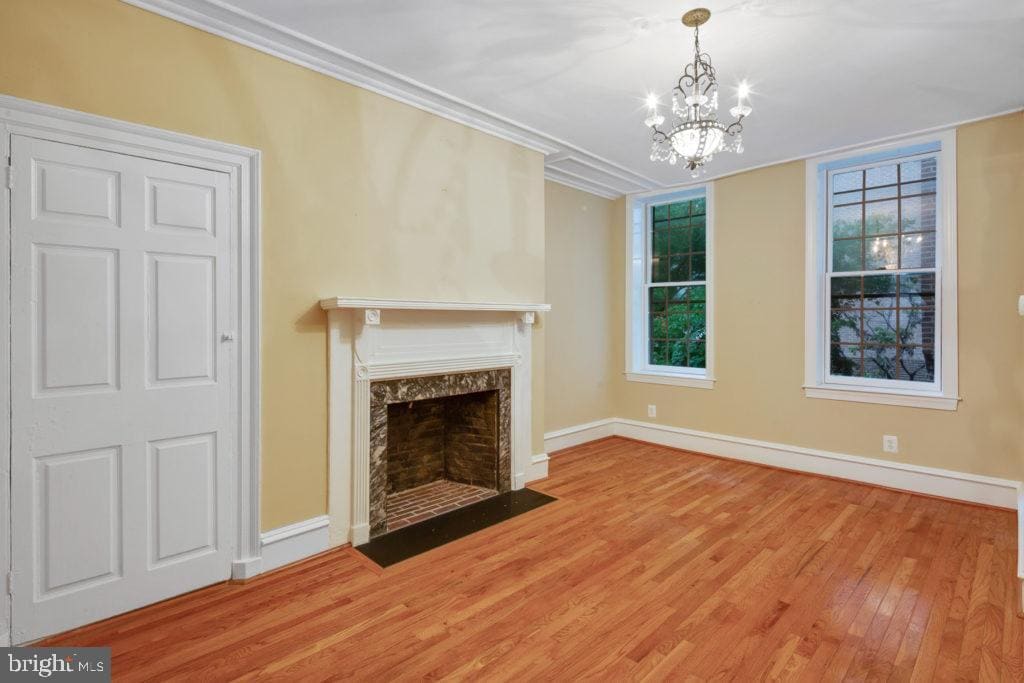 Primary Photo - 535 Spruce St