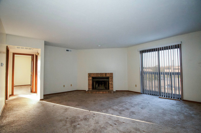 Living Room - 2408 Rainbow Ave