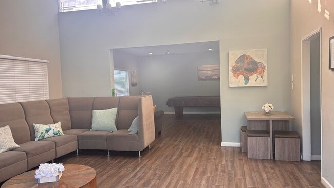 Building Photo - Los Arboles Apartments