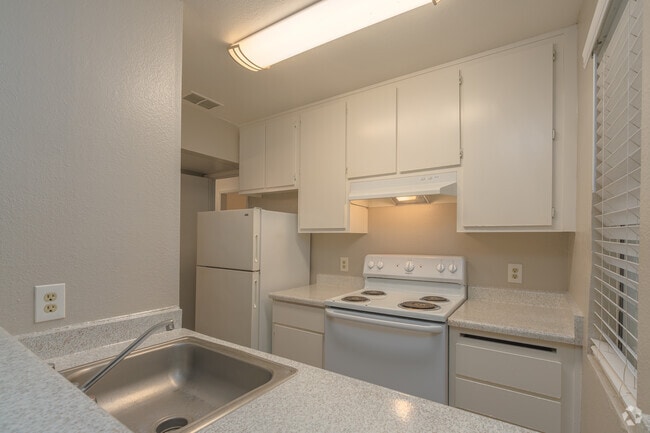 1 habitación, 1 baño - 585 pies cuadrados - Cocina - Brockford Place Apartments