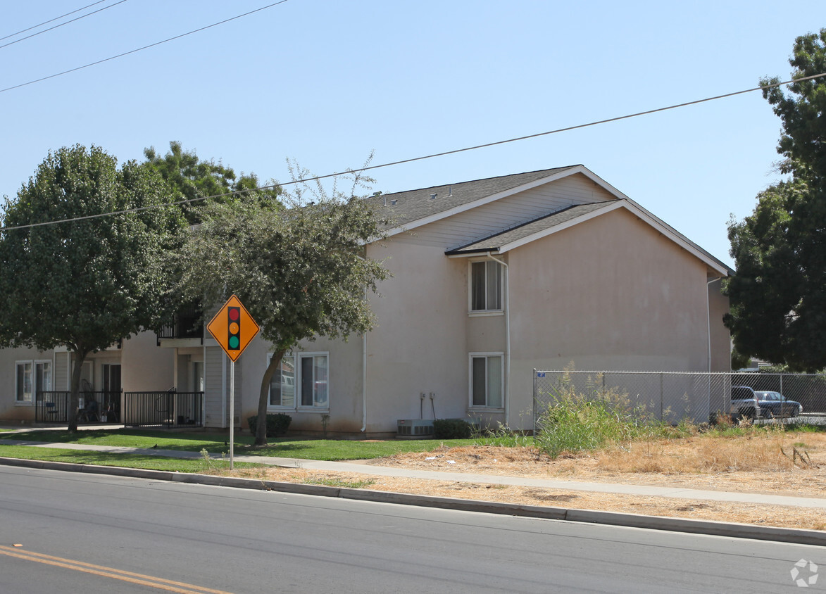 Building Photo - South Cove Apartments