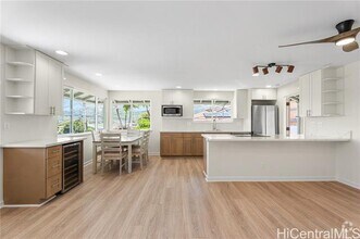 Building Photo - 45-113-113 Halliday Pl