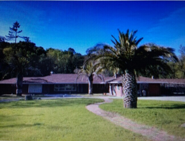 Foto del edificio - 5770 Croy Rd