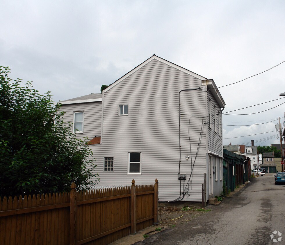 Building Photo - 4773 Mitre Way
