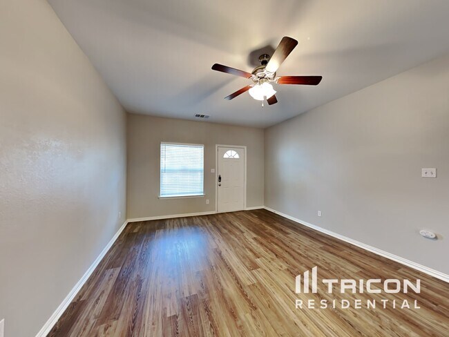 Foto del edificio - 2731 Star Ave