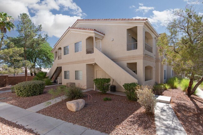 Foto del edificio - Adorable 1 Bedroom Condo on the First Floor