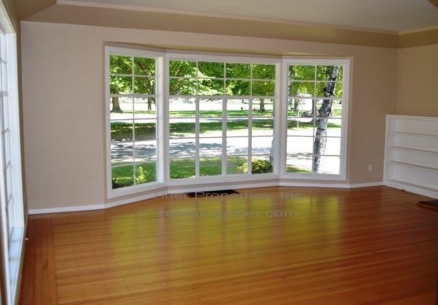 Building Photo - Timeless Gem in the Heart of Land Park