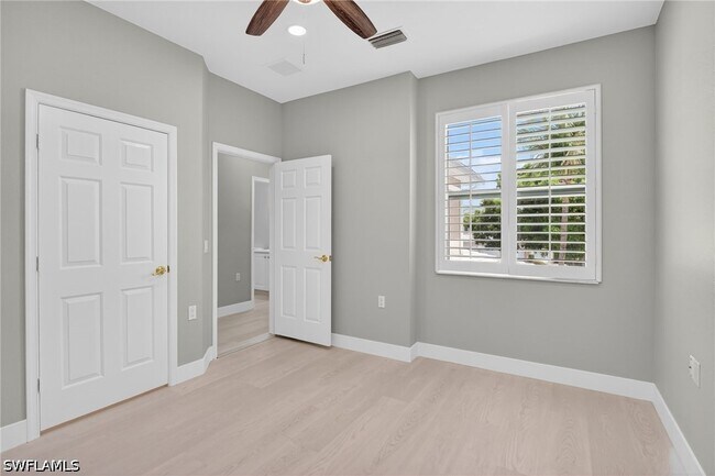 Foto del edificio - 4655 Hawks Nest Way