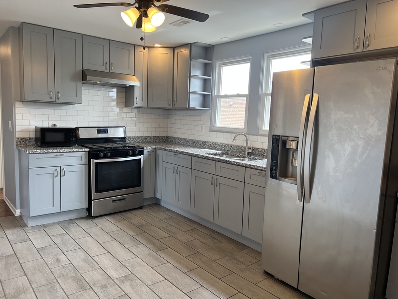 Foto principal - 10630 S Ave M