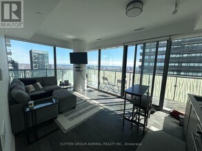 Building Photo - 50 Charles St E