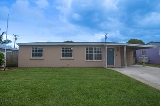 Building Photo - 2032 Worthington Rd