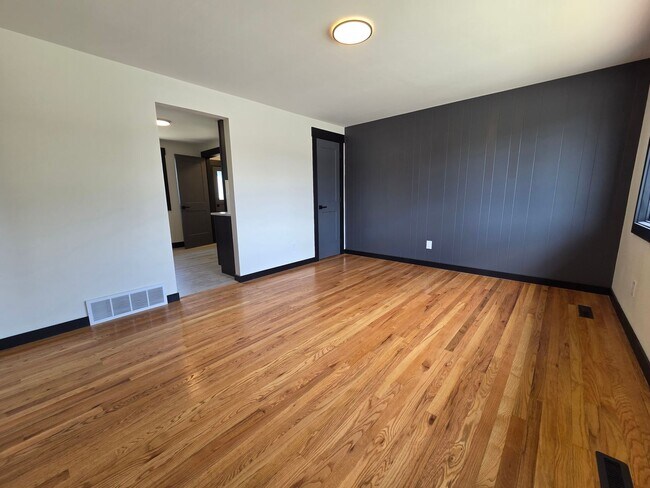 Foto del edificio - 3717 N Perry St