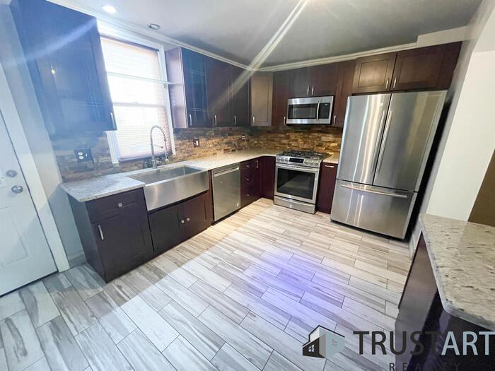 115 W Olney Ave, Philadelphia, PA 19120 House Rental in Philadelphia