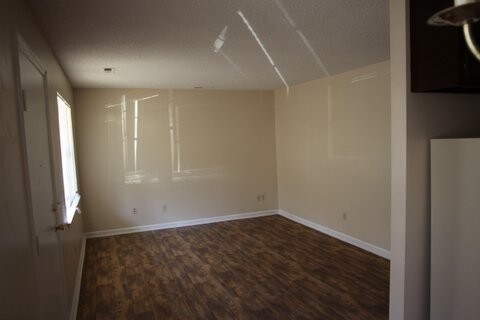 Foto del edificio - 3009 Hood Rd SW