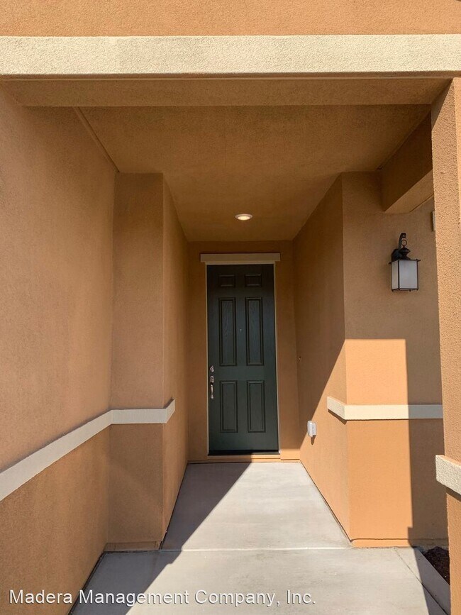 Foto del edificio - 3 br, 2 bath House - 3595 Morro Rock PL