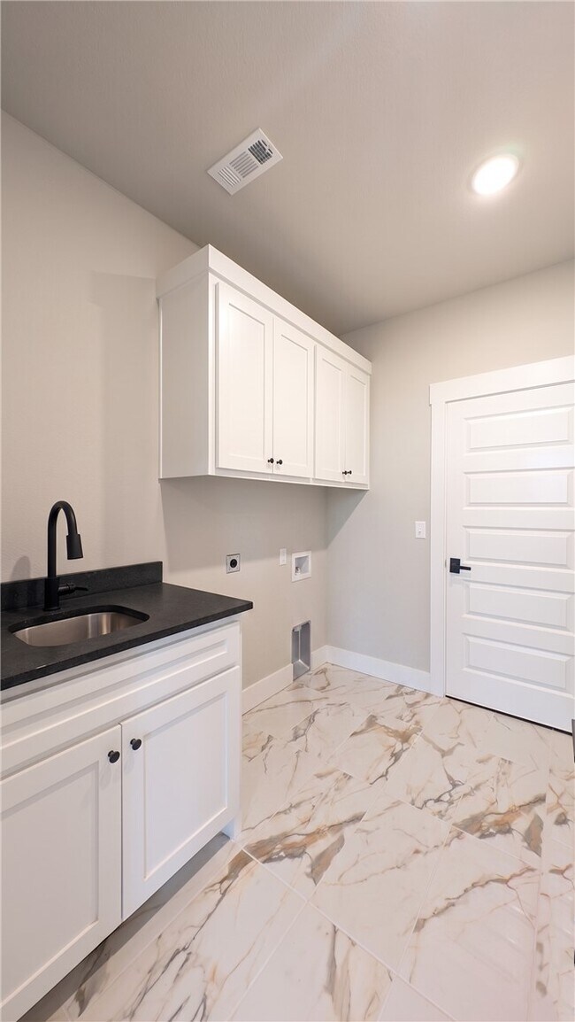 Foto del edificio - 308 White Oak St