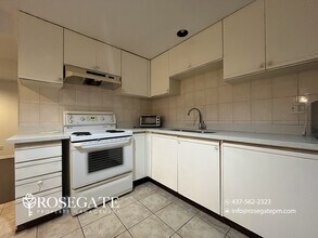 Building Photo - 290 Old Orchard Cir