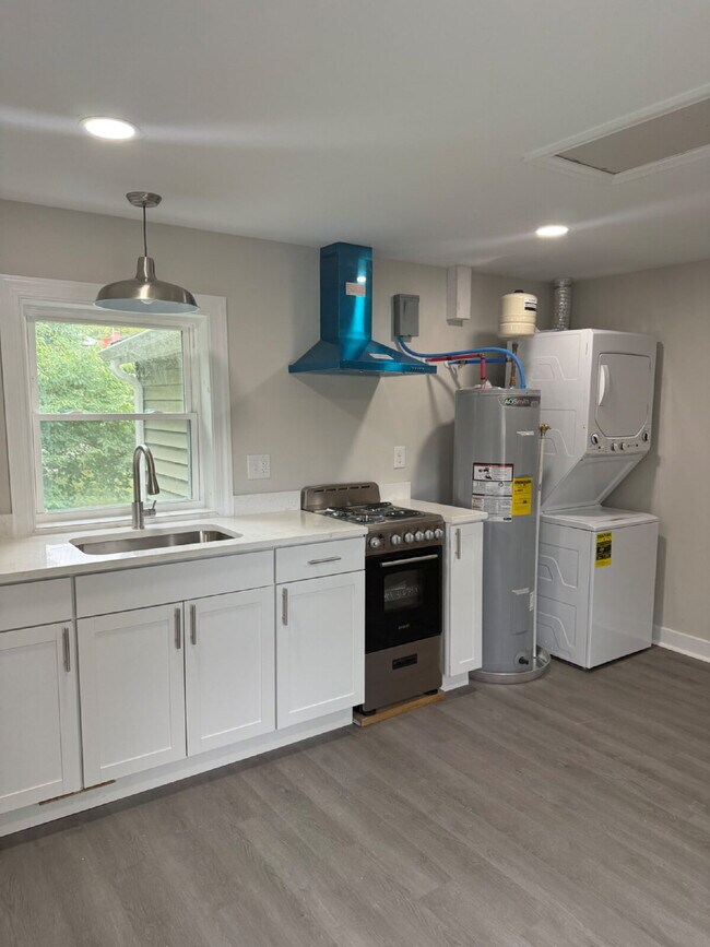 Foto del edificio - Updated One Bedroom in the heart of Lynchburg