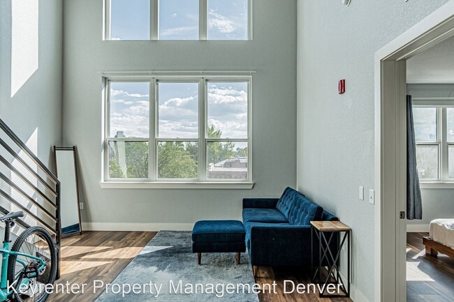 Building Photo - 1 br, 1 bath House - 431 E Bayaud Ave #311