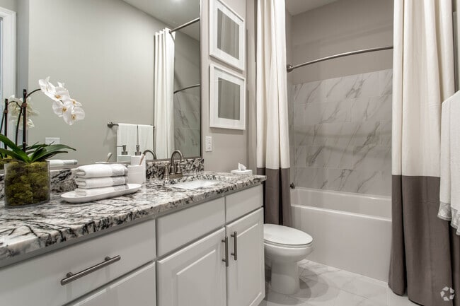 2 BR, 2 BA - 990 SF - 2111 Austin Apartments