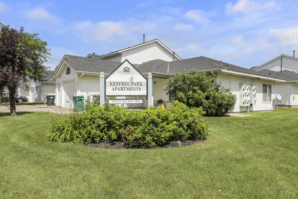 KESTREL PARK TOWNHOMES - 2401 14th St E