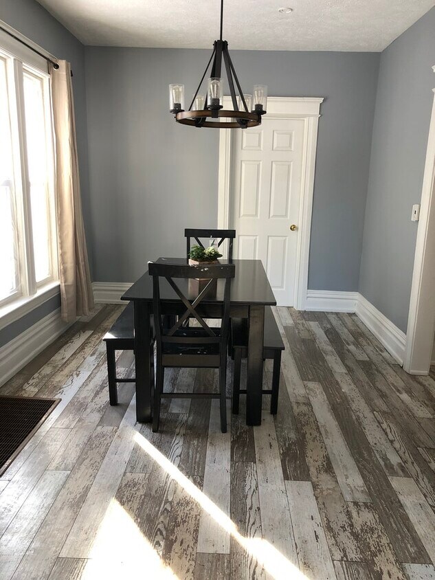 Foto principal - 919 W Genesee St