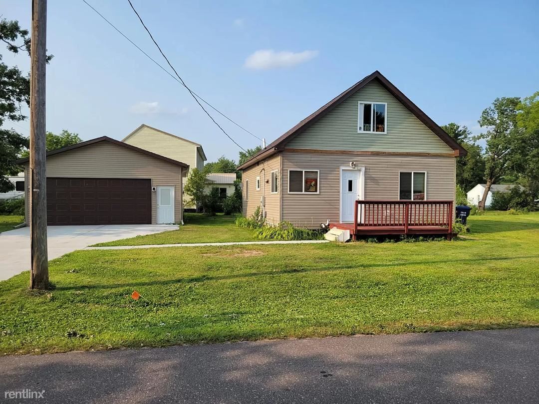 Primary Photo - 3 br, 1 bath House - 520 Leonard St