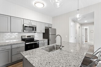 Interior Photo - The Everett Gahanna