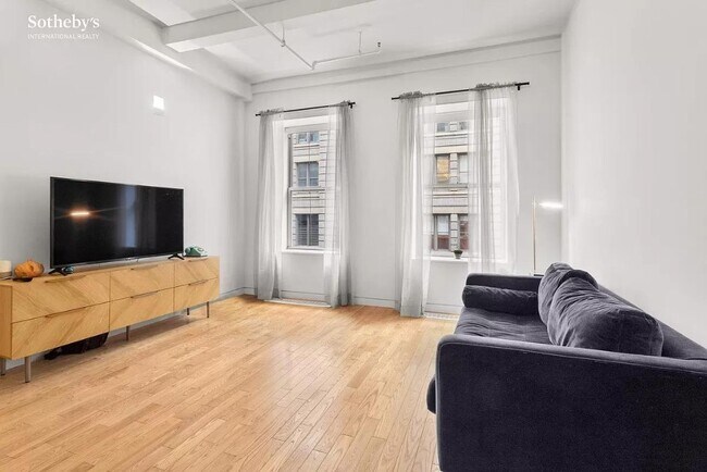 Foto del edificio - 16 W 19th St