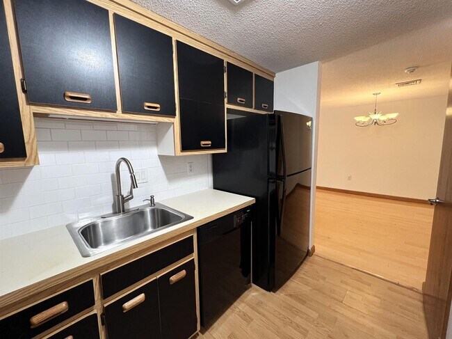 Foto del edificio - 116 Bluestone Dr