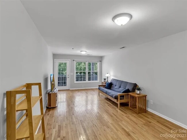 Living Room - 55 Derby Rd