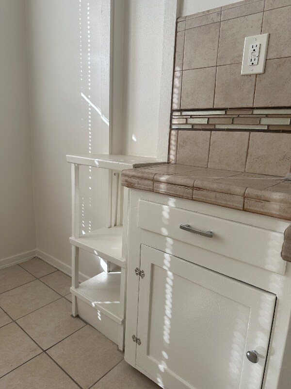 Photo - 3221 W 43rd Pl (Los Angeles, CA)