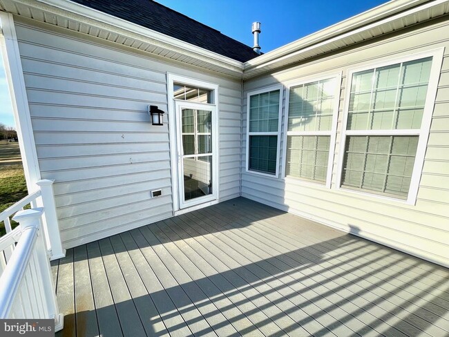 Foto del edificio - 906 Moorings Cir