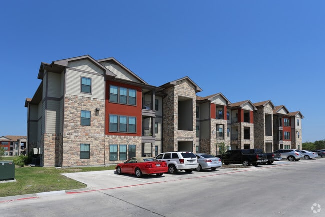 Building Photo - Bella Vista