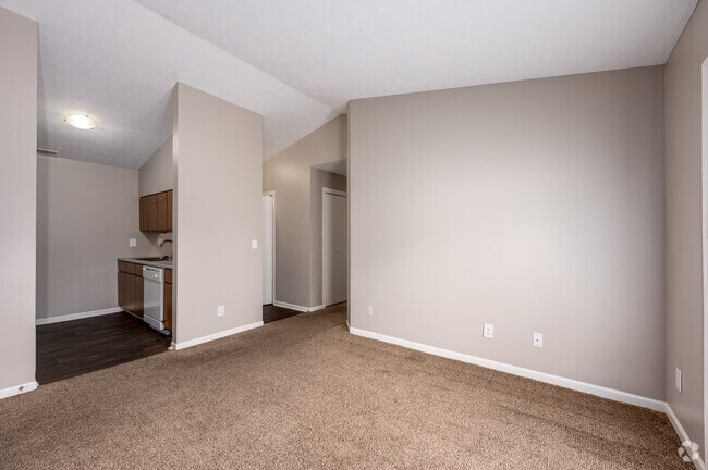 2 habitaciones, 1 baño - 851 pies cuadrados - Sala de estar - Elston Point