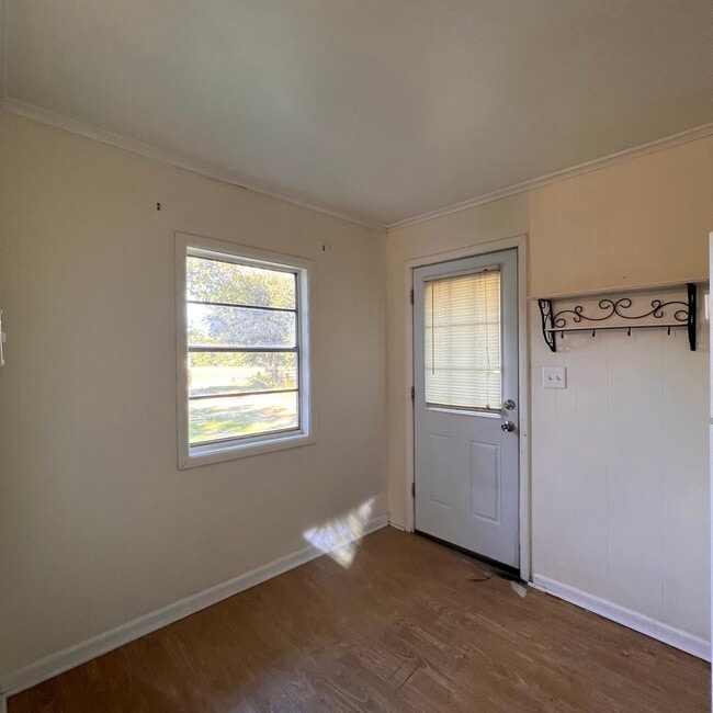 Building Photo - 3401 LA-121