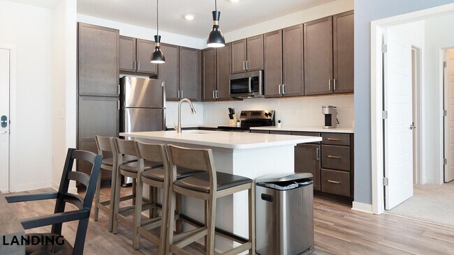 Building Photo - 4670 Merchants Park Cir