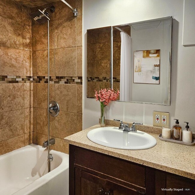 Foto del edificio - 1 bedroom in BRONX NY 10462