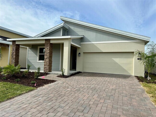 Building Photo - 166 Aces High Ln