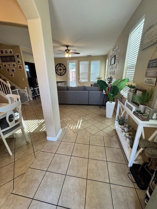 Building Photo - 4450 W Artemisa Dr